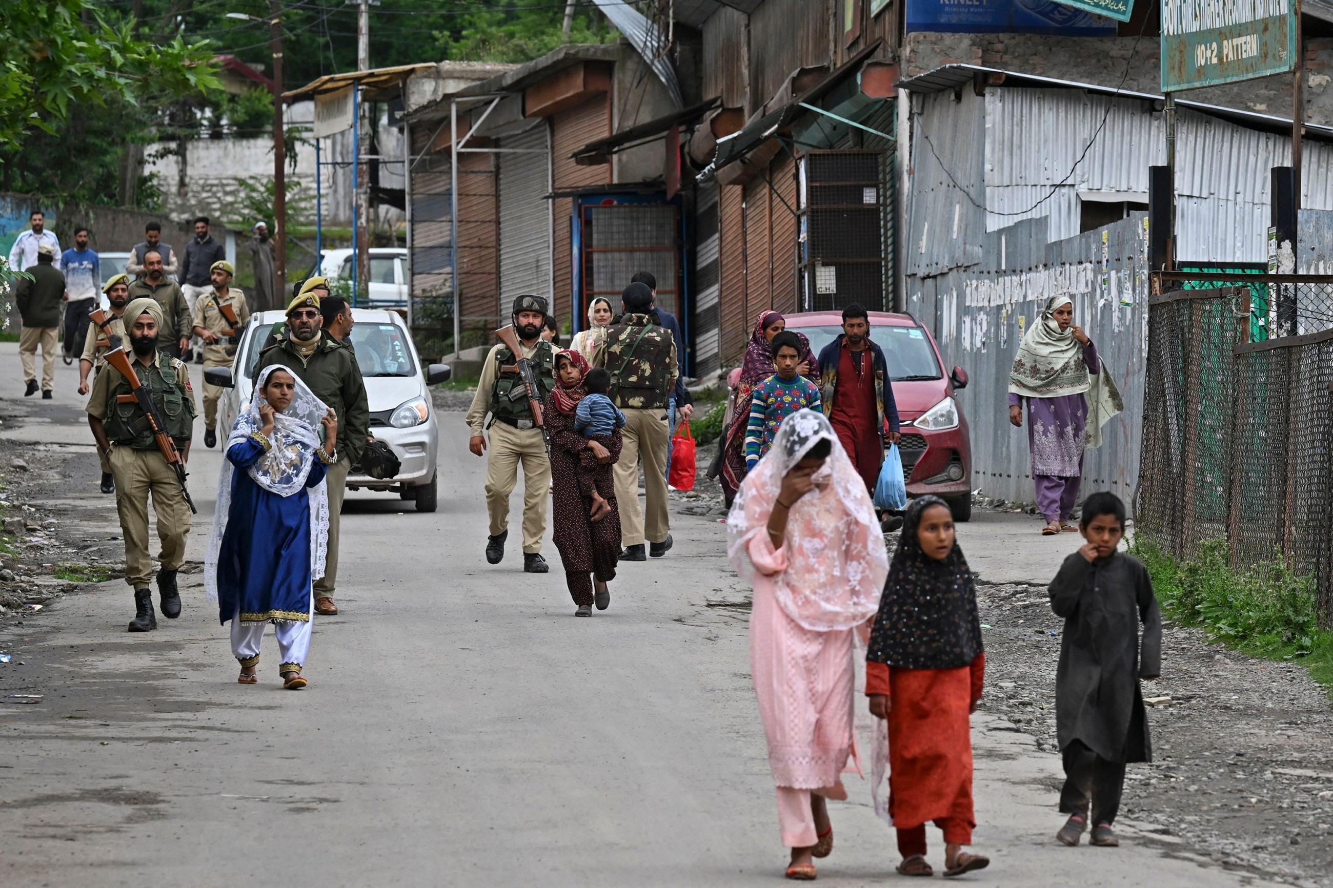 Death toll in India, Pakistan conflict crosses 50