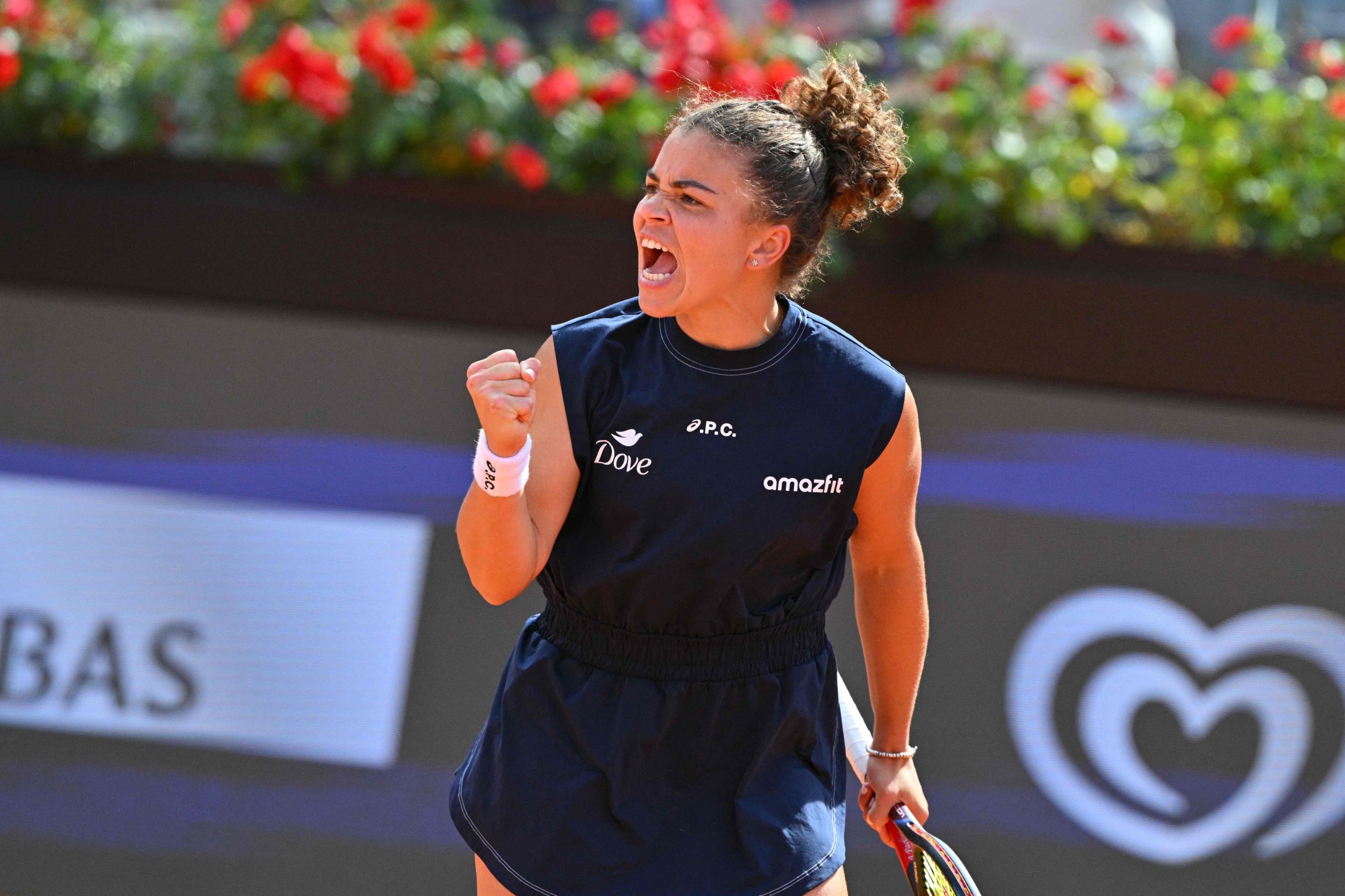 Paolini delights home crowd by reaching ‘dream' Italian Open title showdown, Paul advances