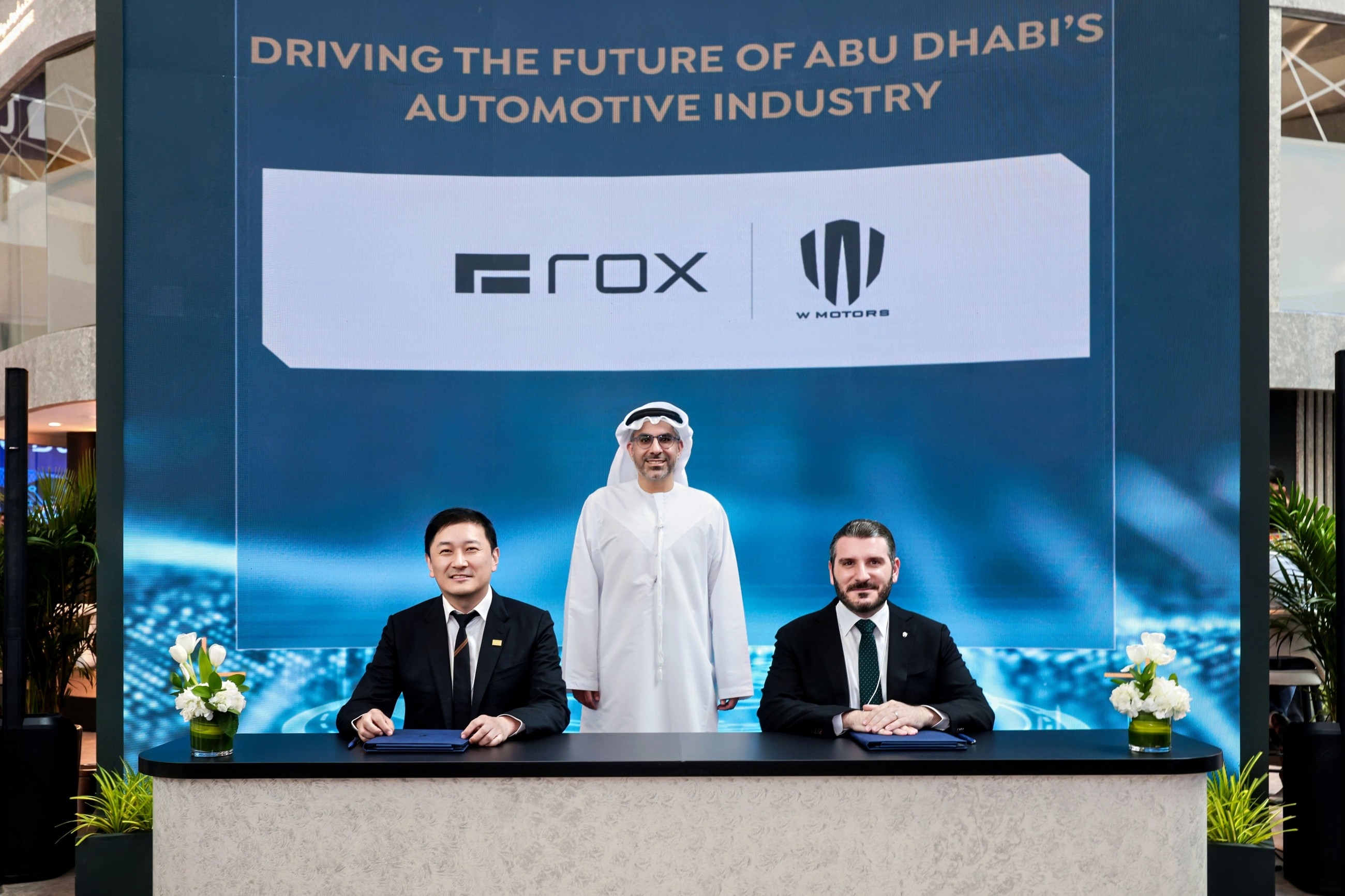 ROX Motor announces collaboration with W Motors to assemble NEVs in the UAE