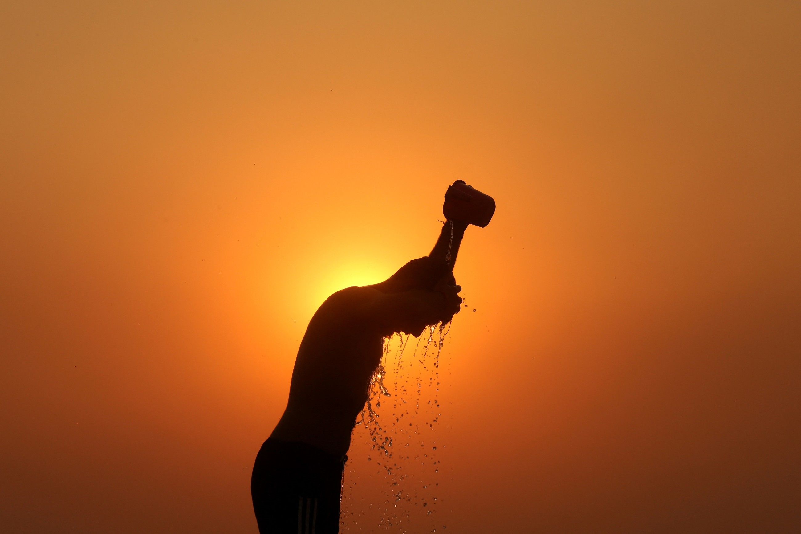 UAE to experience rise in temperature in coming days, predicts NCM