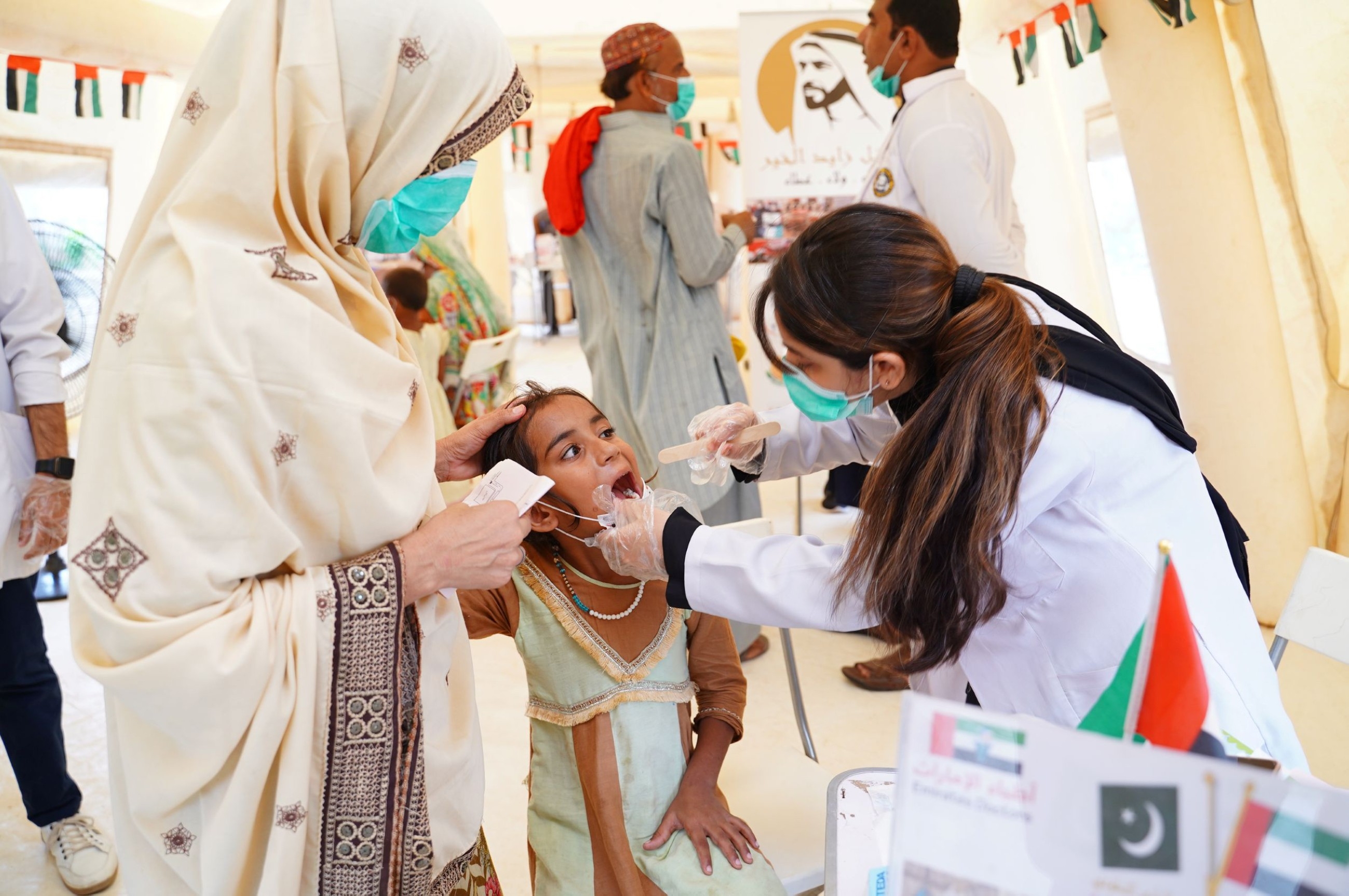 Emirati mobile clinics tour Pakistani villages to provide free medical care