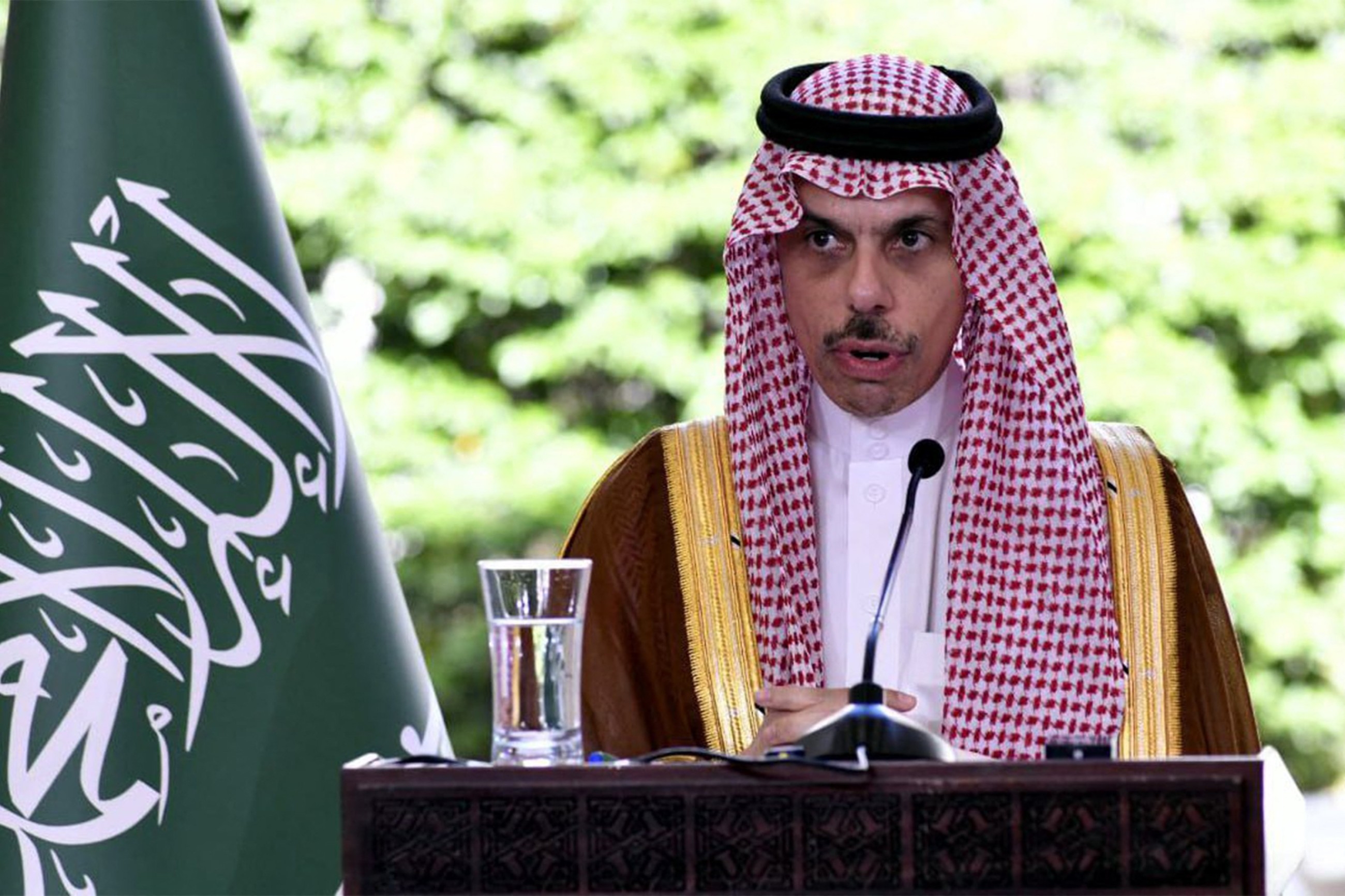 Arab ministers condemn Israel 'ban' on planned West Bank visit