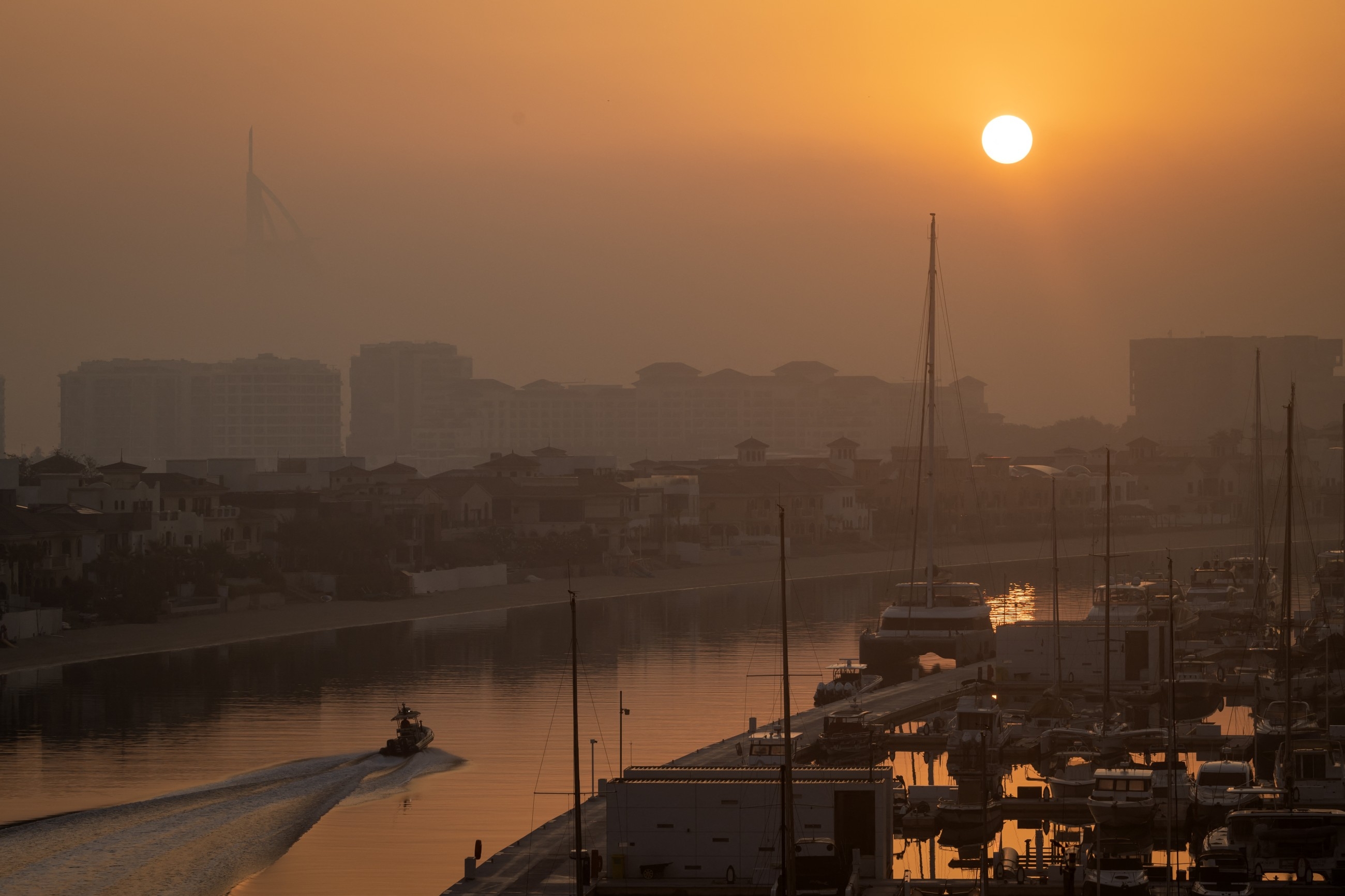 UAE to experience longest days in June, NCM reports