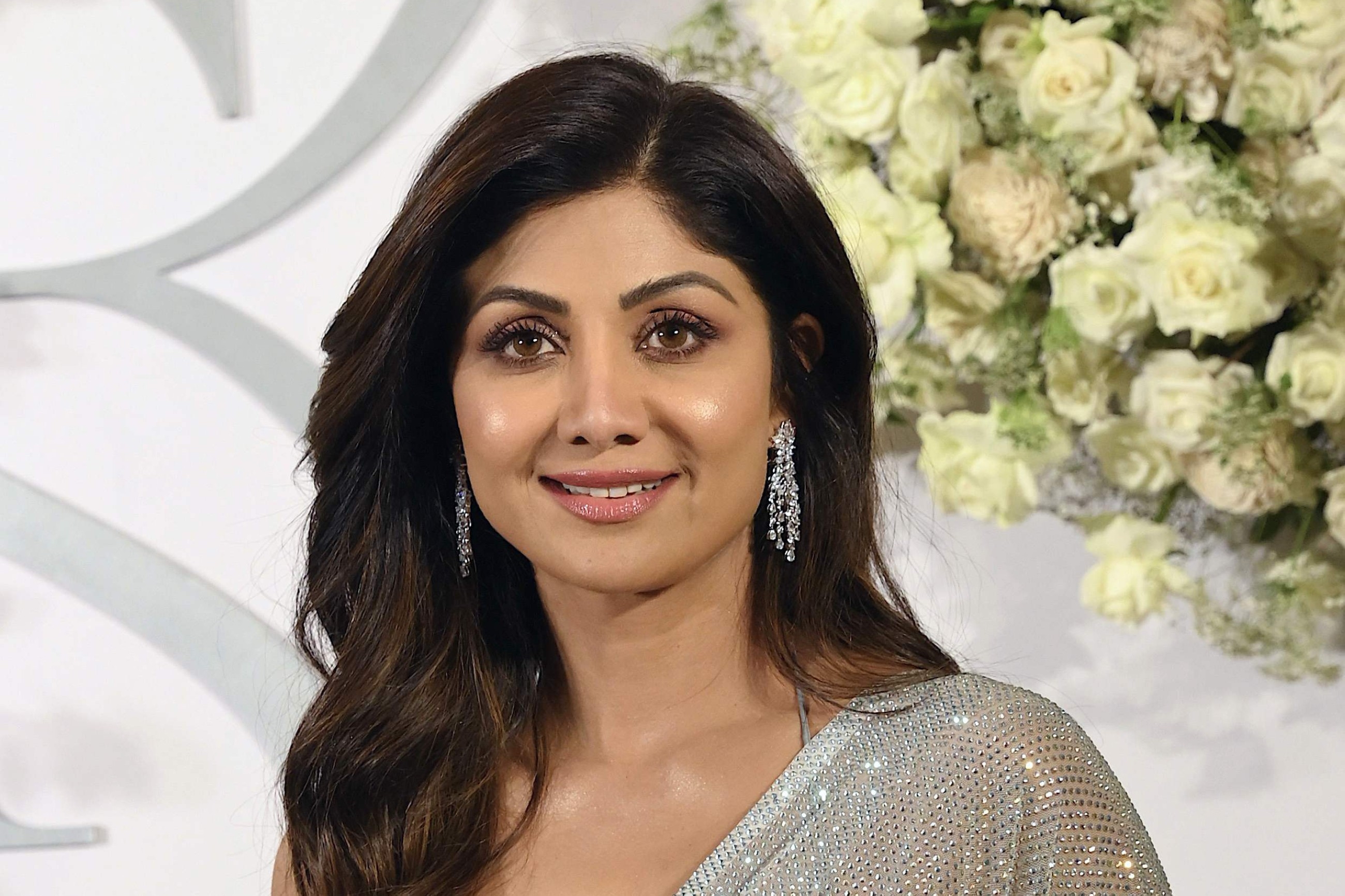 Bollywood star Shilpa Shetty relives ‘Dhadkan' magic on London streets