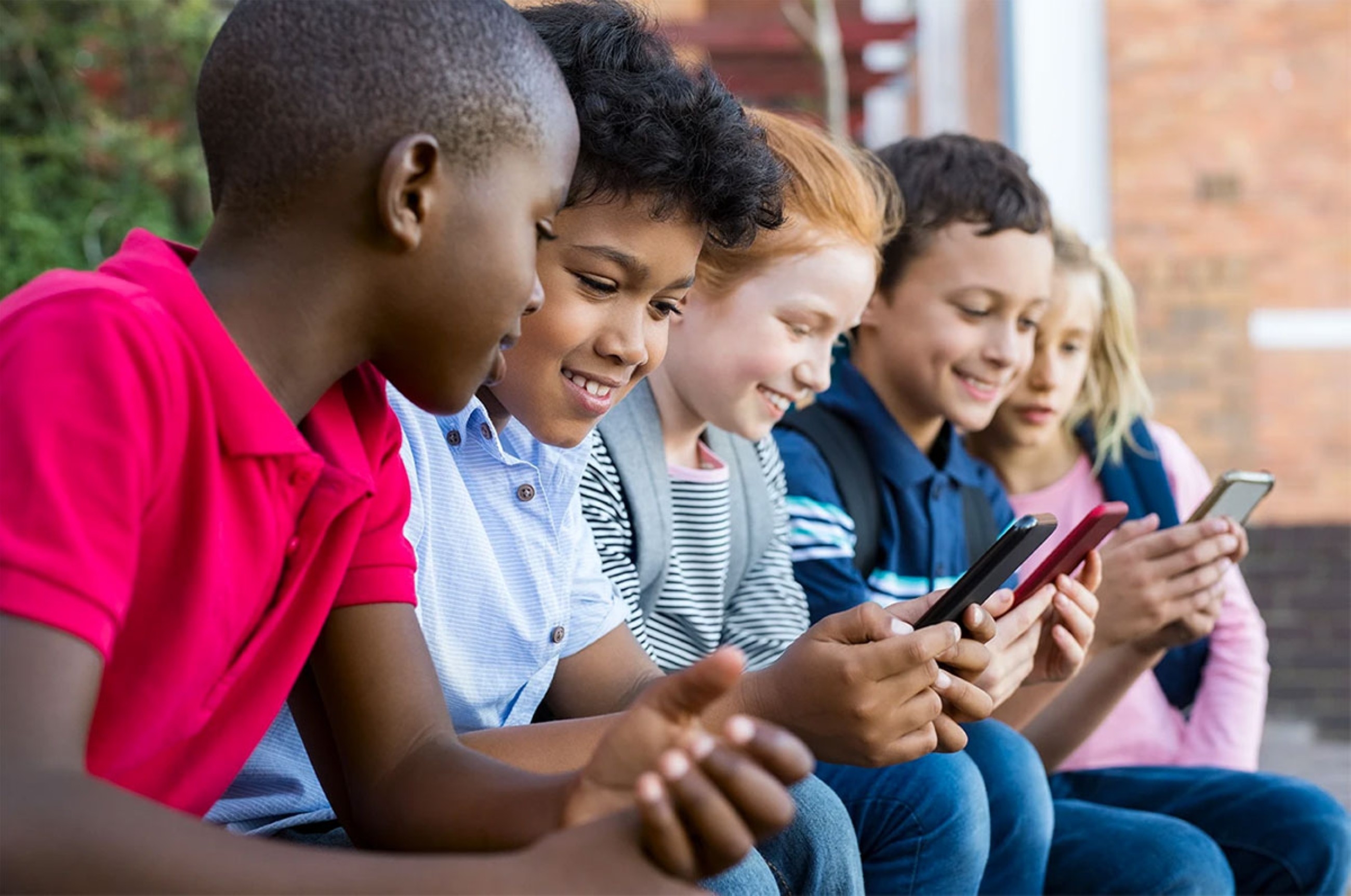 New push in Europe to curb children's social media use
