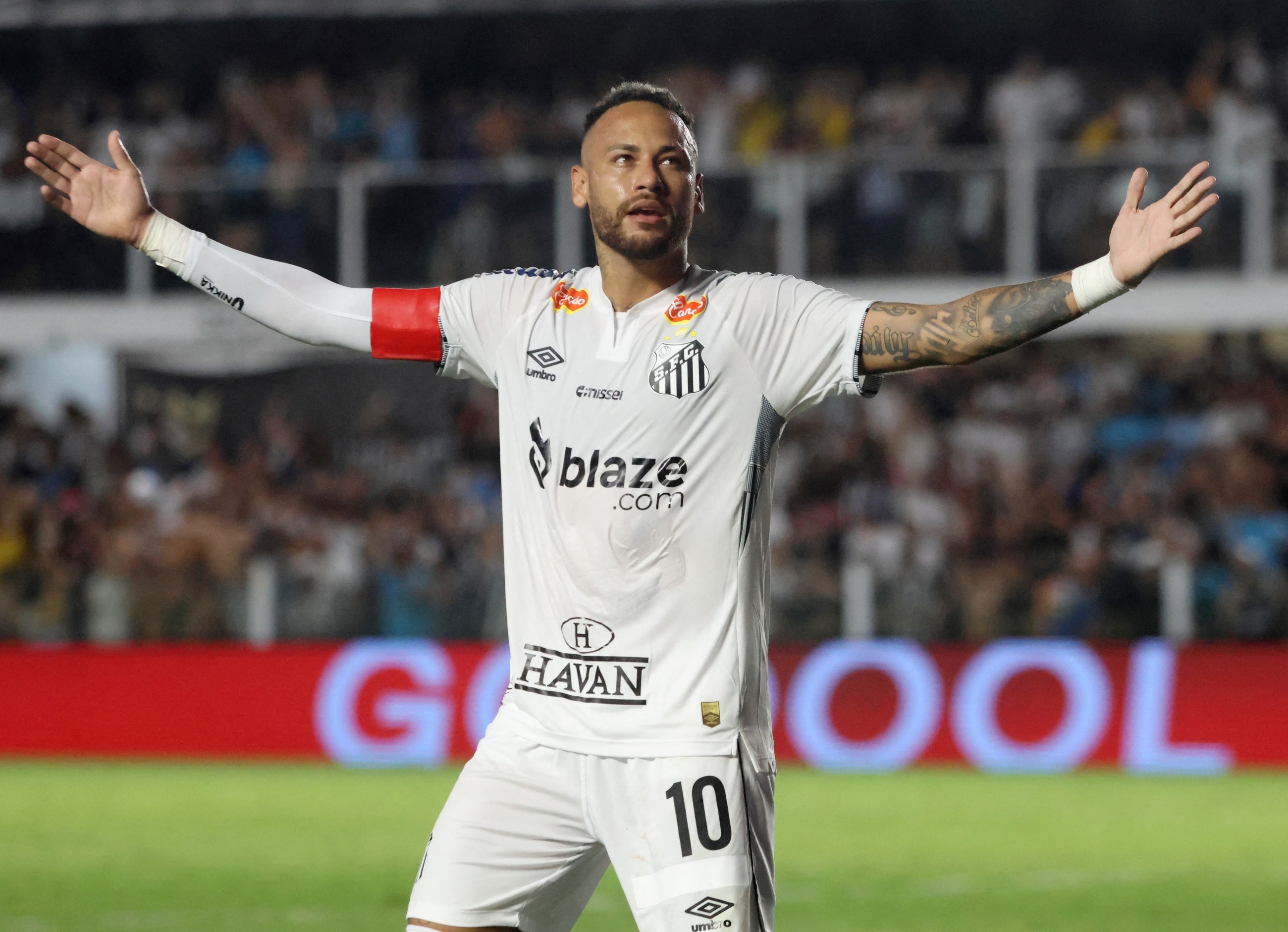 Neymar tests positive for COVID-19, football club Santos say