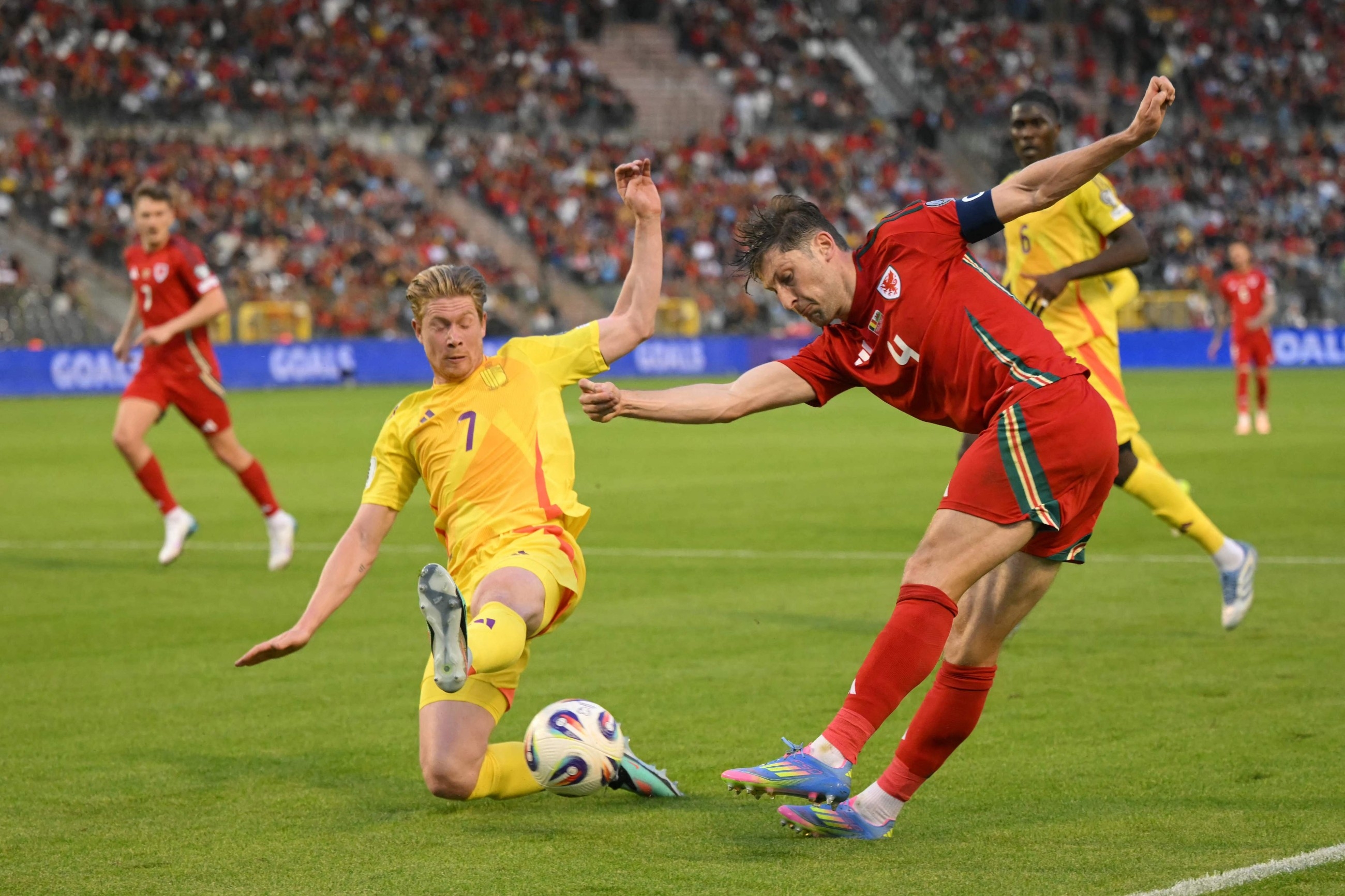 De Bruyne secures Belgium win over Wales in seven-goal thriller