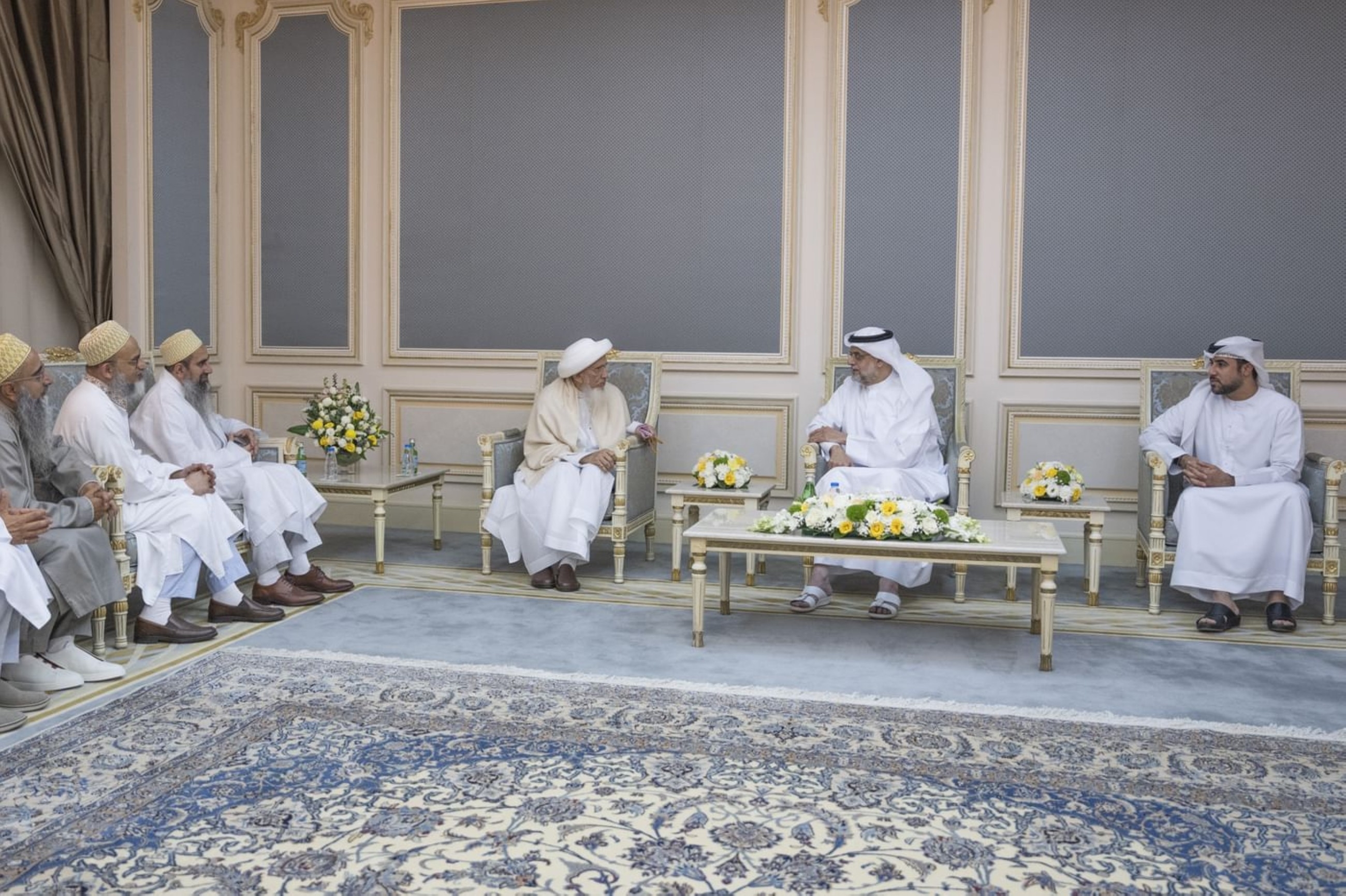 Sharjah Crown Prince receives leader of Dawoodi Bohra community
