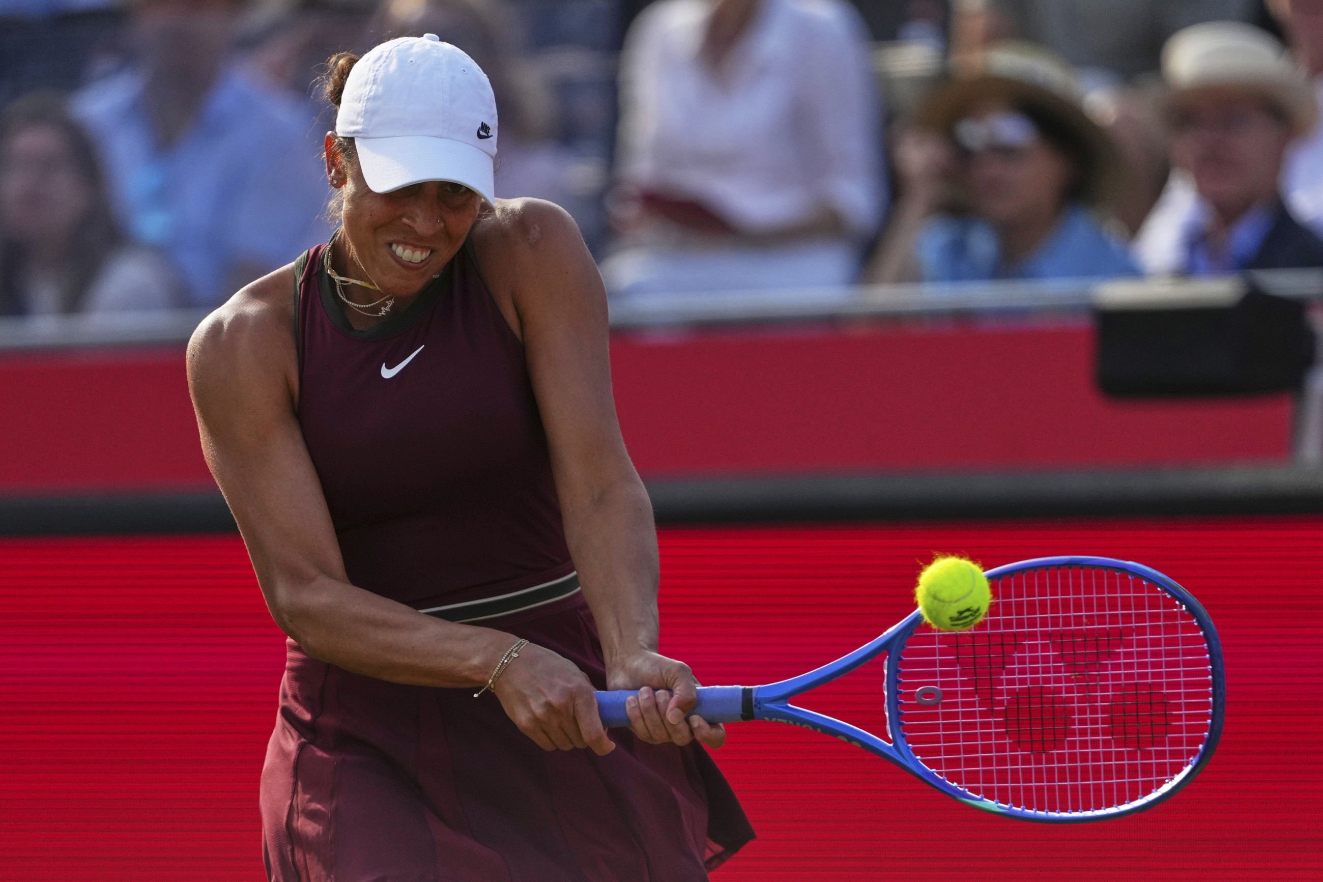 Keys leads American charge into quarter-finals at Queen's Club; Khachanov sails in Den Bosch