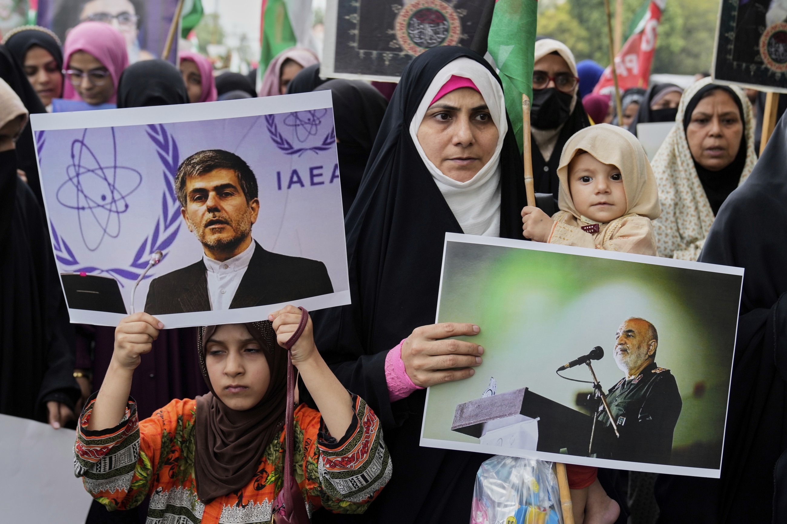450 Pakistani devotees safely evacuated from Iran, confirms foreign minister