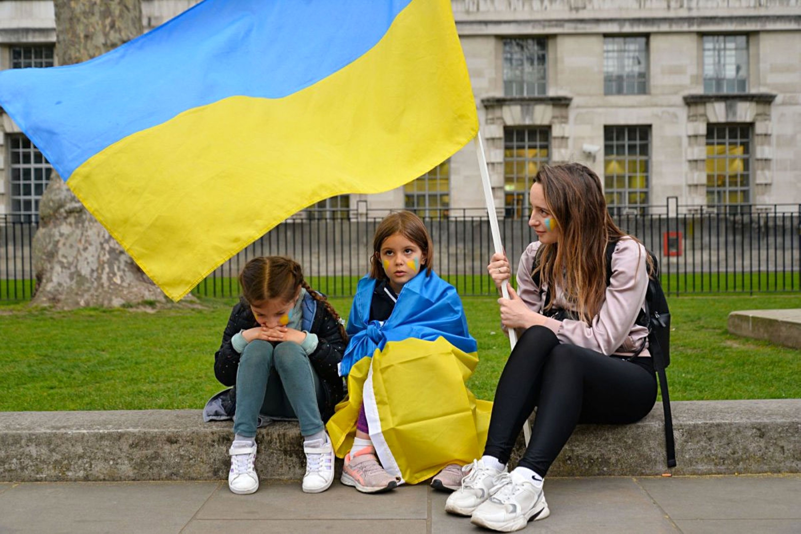 Ukrainian visa schemes in UK leave refugees in limbo