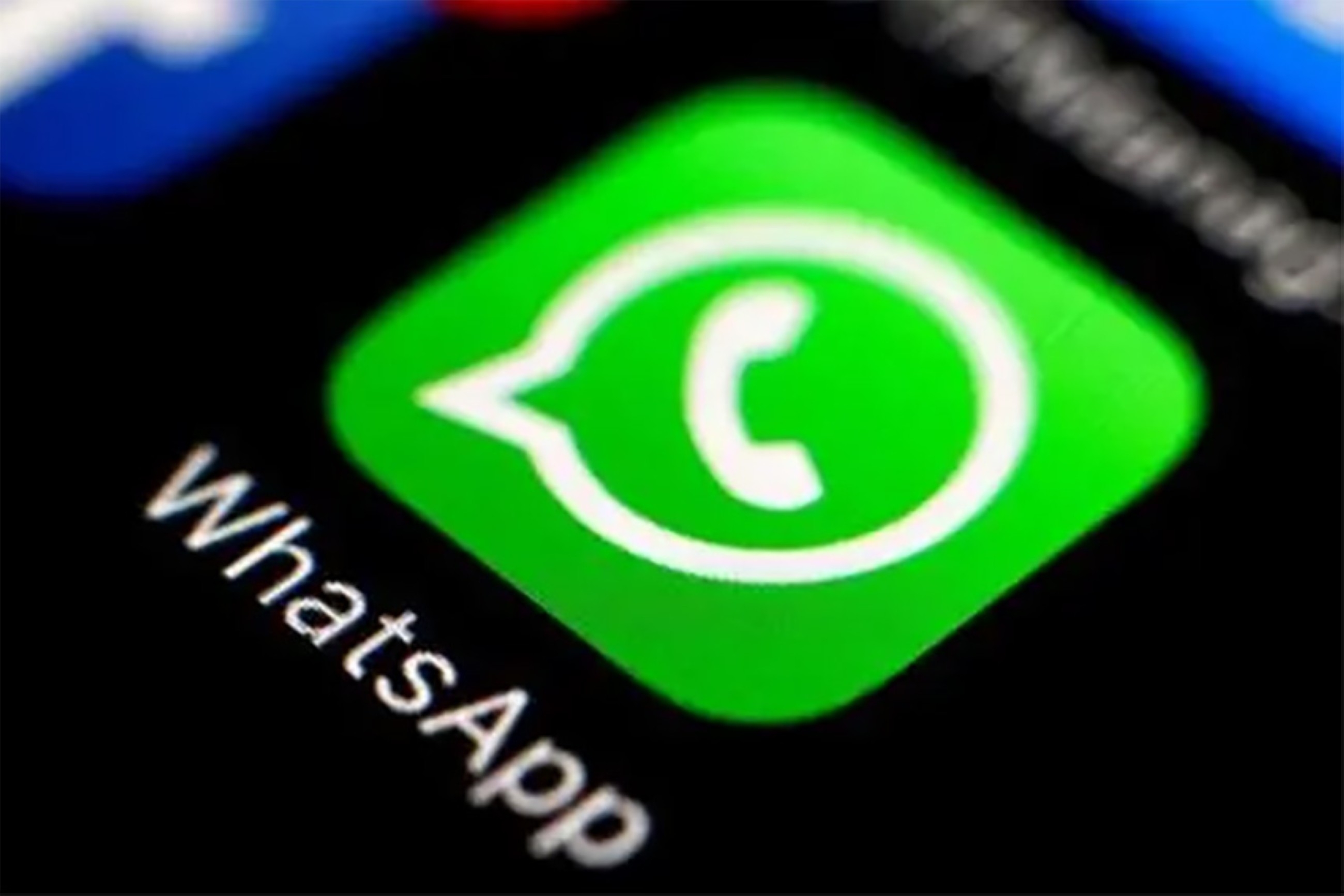 Iran asks its people to delete WhatsApp from their devices