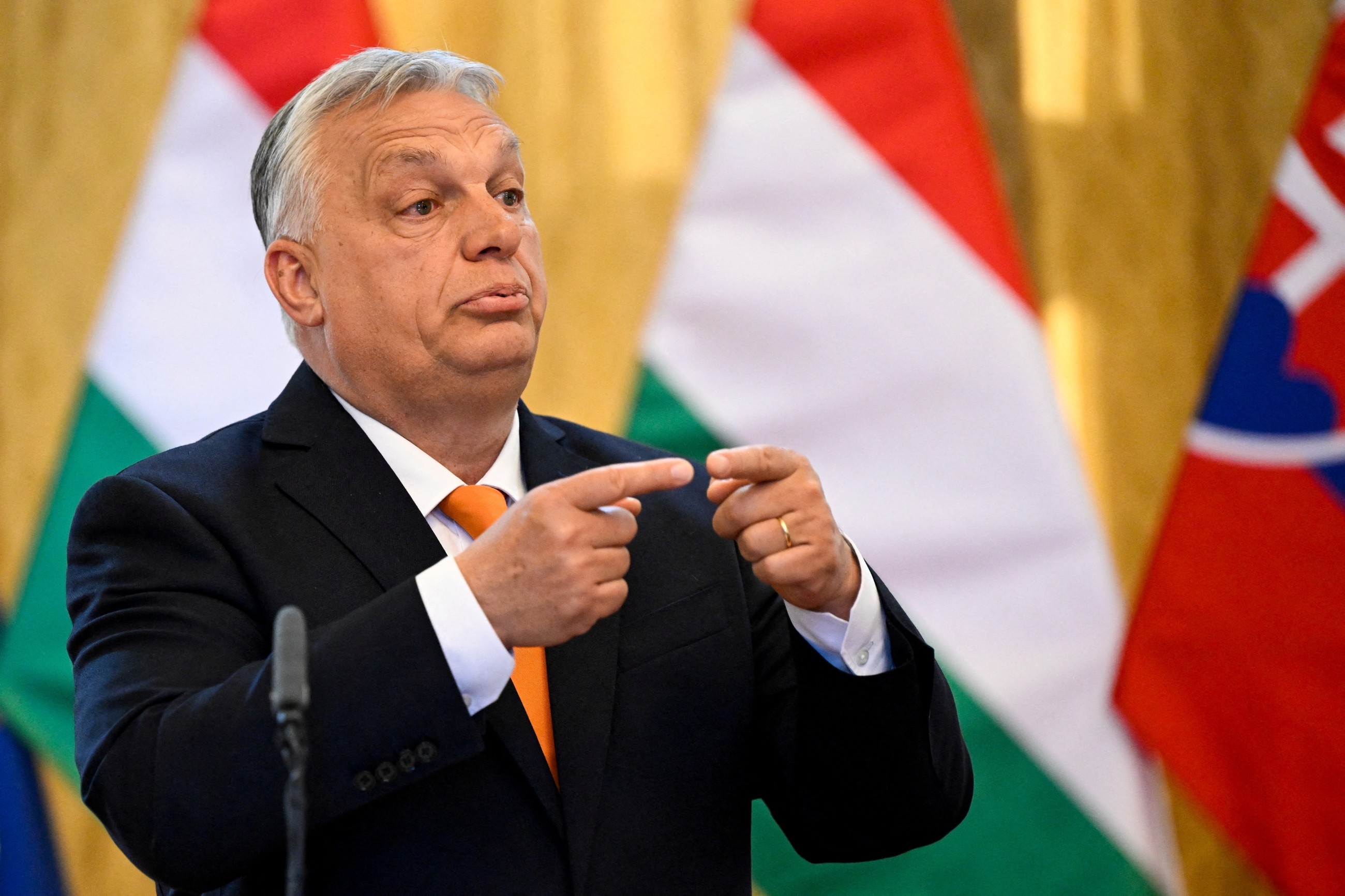 Orban's anti-Ukraine campaign targets political rival
