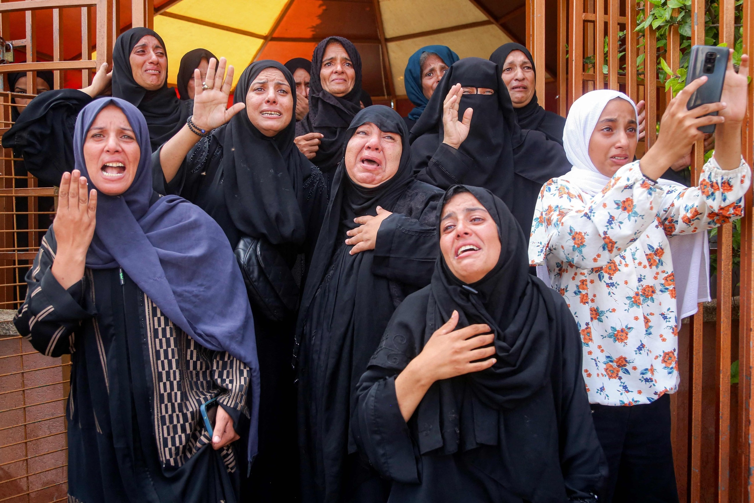 85 more Palestinians seeking aid killed in Gaza as Israel widens evacuation orders