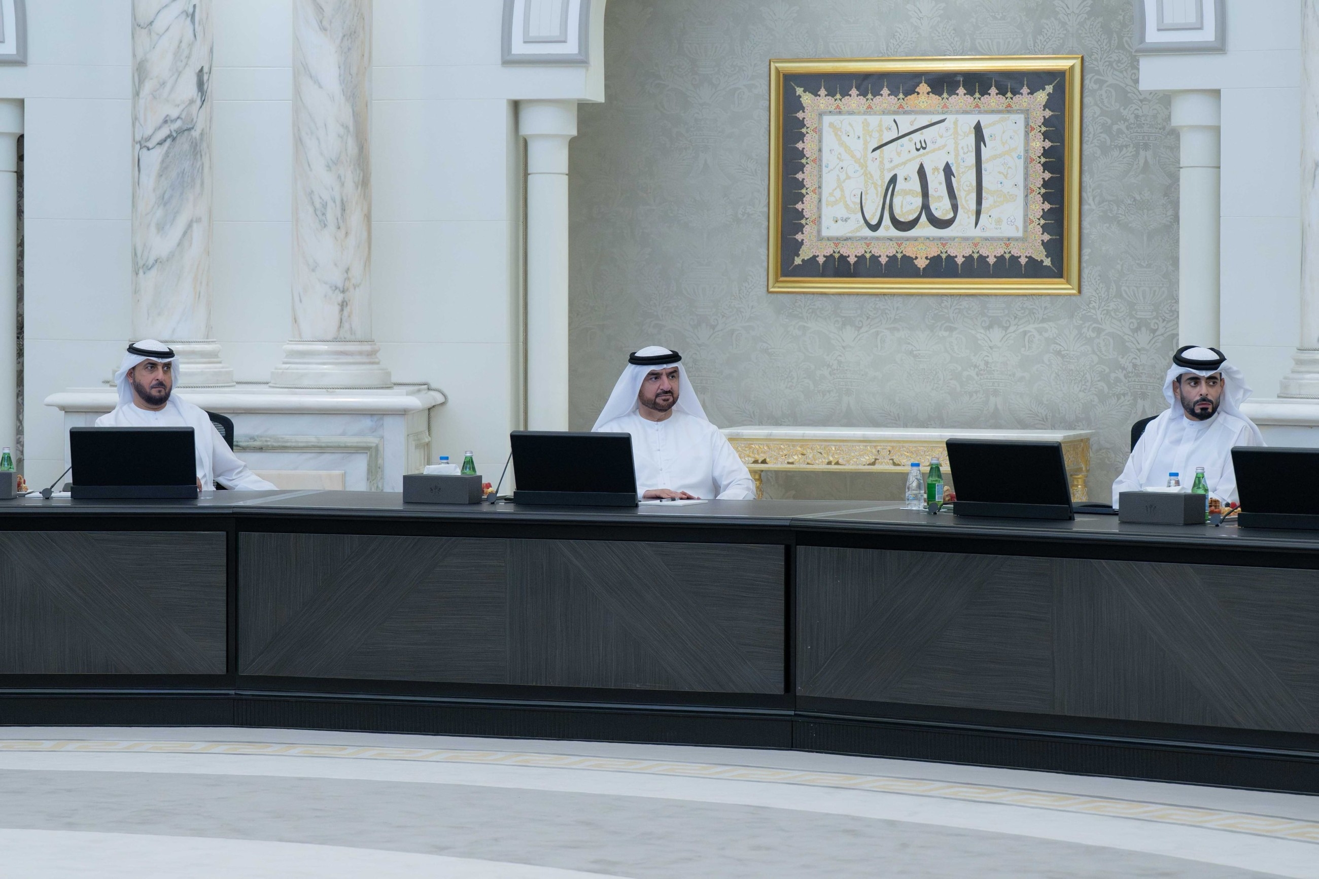 SEC approves regulations of Human Resources Law