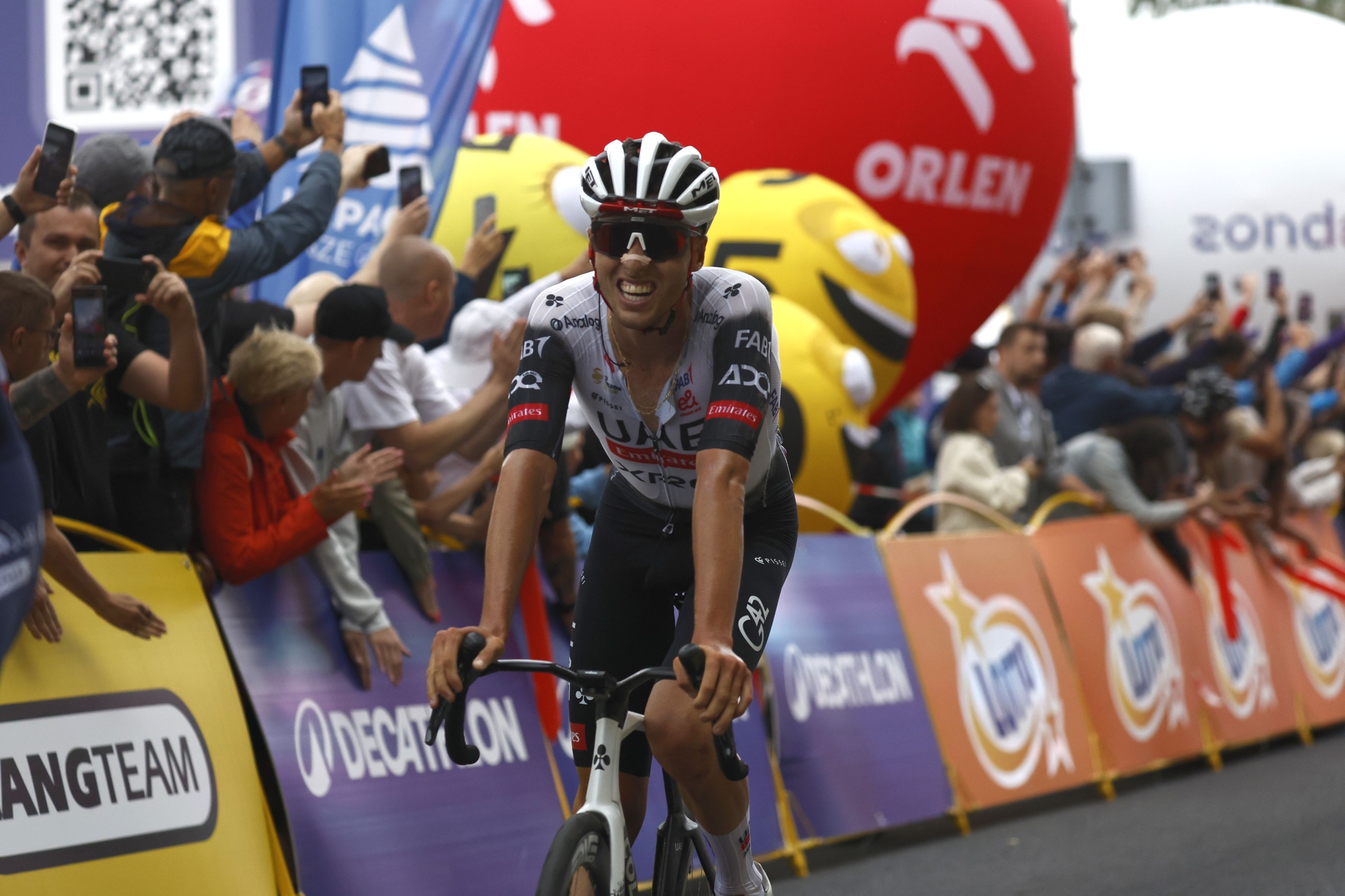 Christen finishes 4th in disrupted Tour de Pologne stage 3, Molano third in Burgos