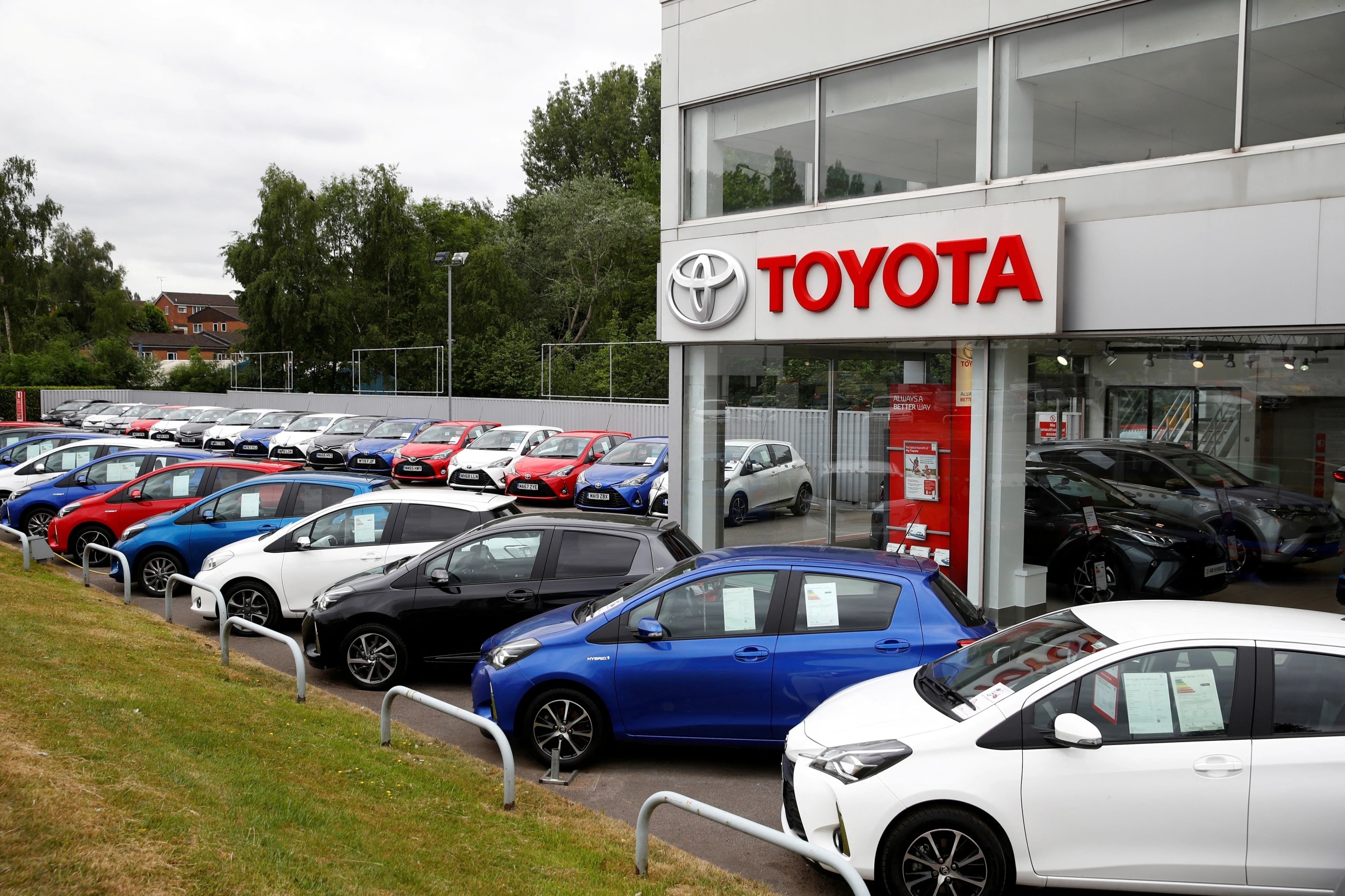 Toyota warns of $9.5 billion tariff hit, slashes annual profit forecast