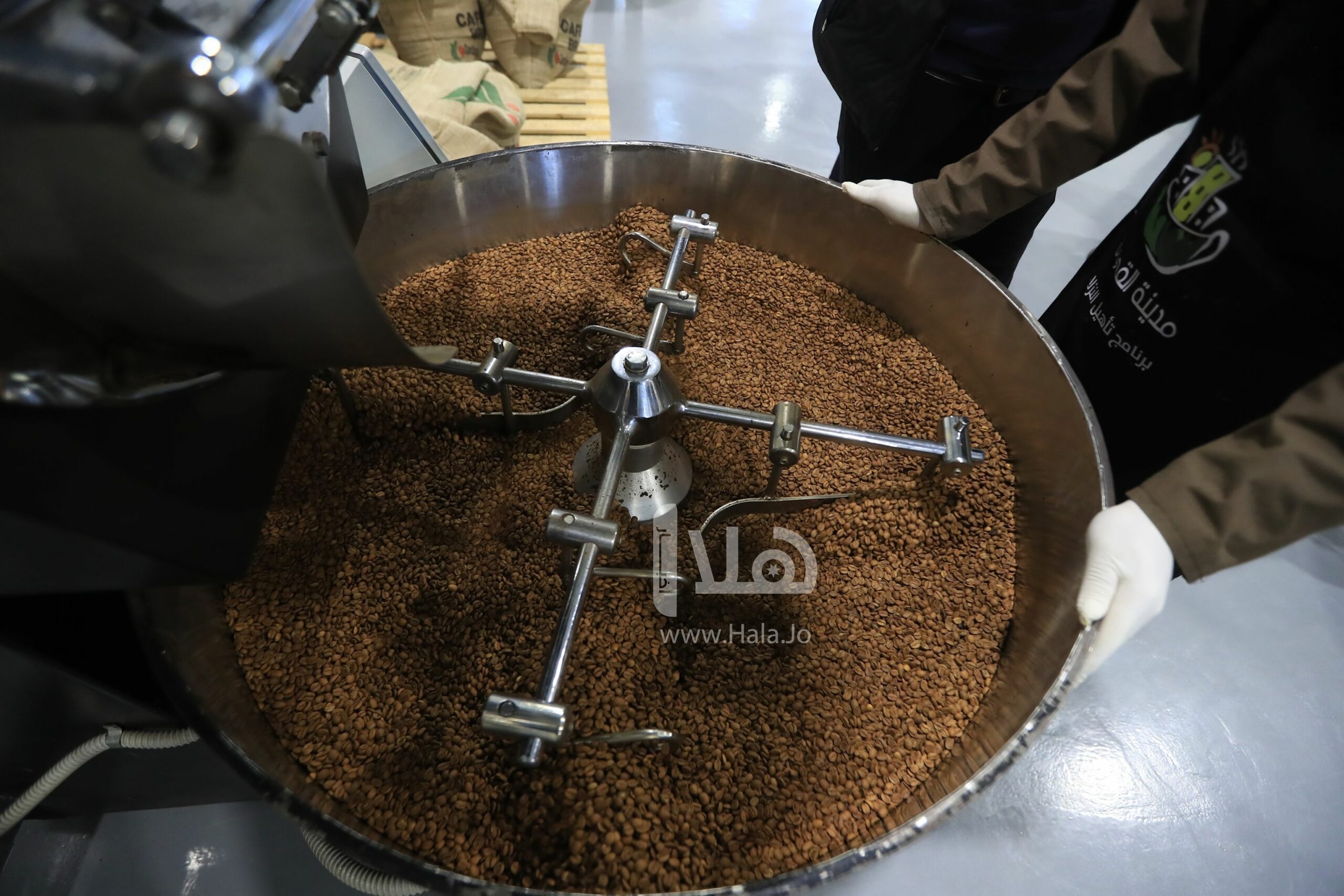 ارتفاع أسعار البن إلى مستويات قياسية في بداية عام 2025