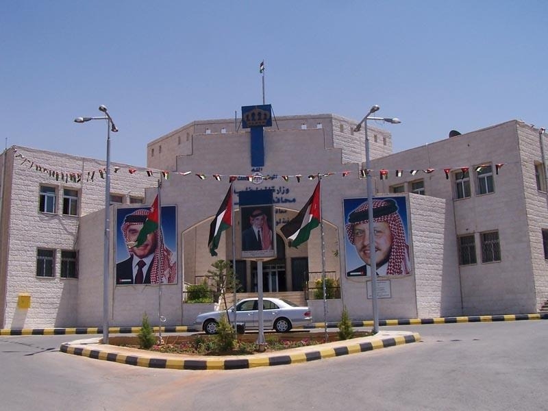 محافظ الزرقاء: 80% نسبة إنجاز مشاريع مجلس المحافظة