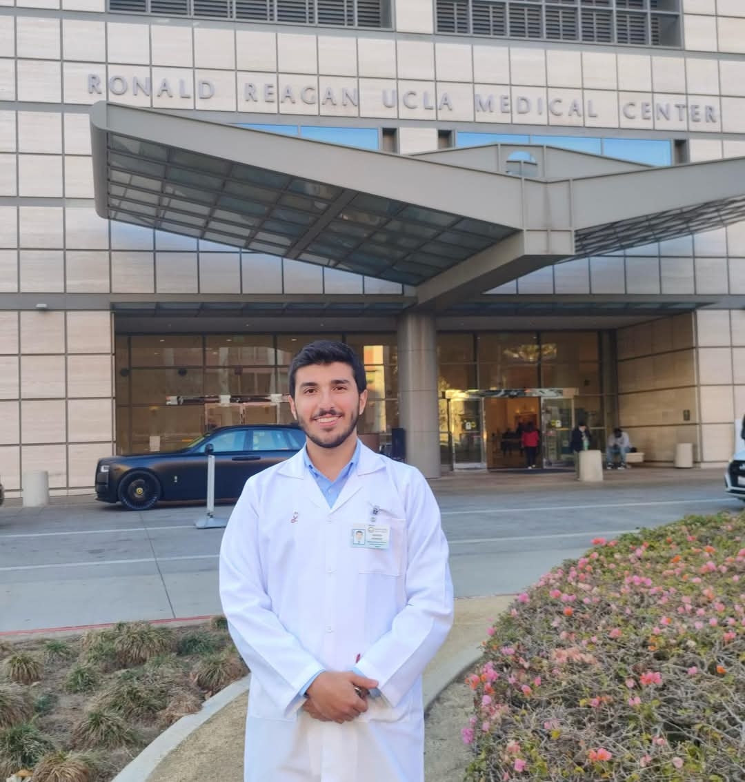 طالب من 'طب اليرموك'يحصل على درجة الشرف من جامعة كاليفورنيا
