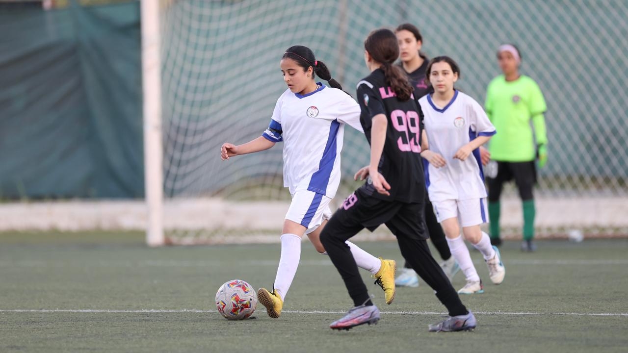 اختتام منافسات الجولة الثامنة من دوري الناشئات