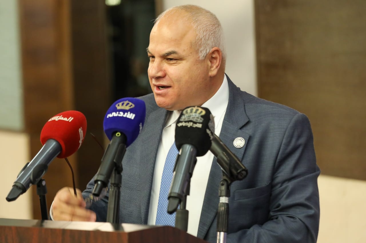 وزير العمل: 19 ألف عاملة منزل لم يتم تجديد تصاريح عملهن