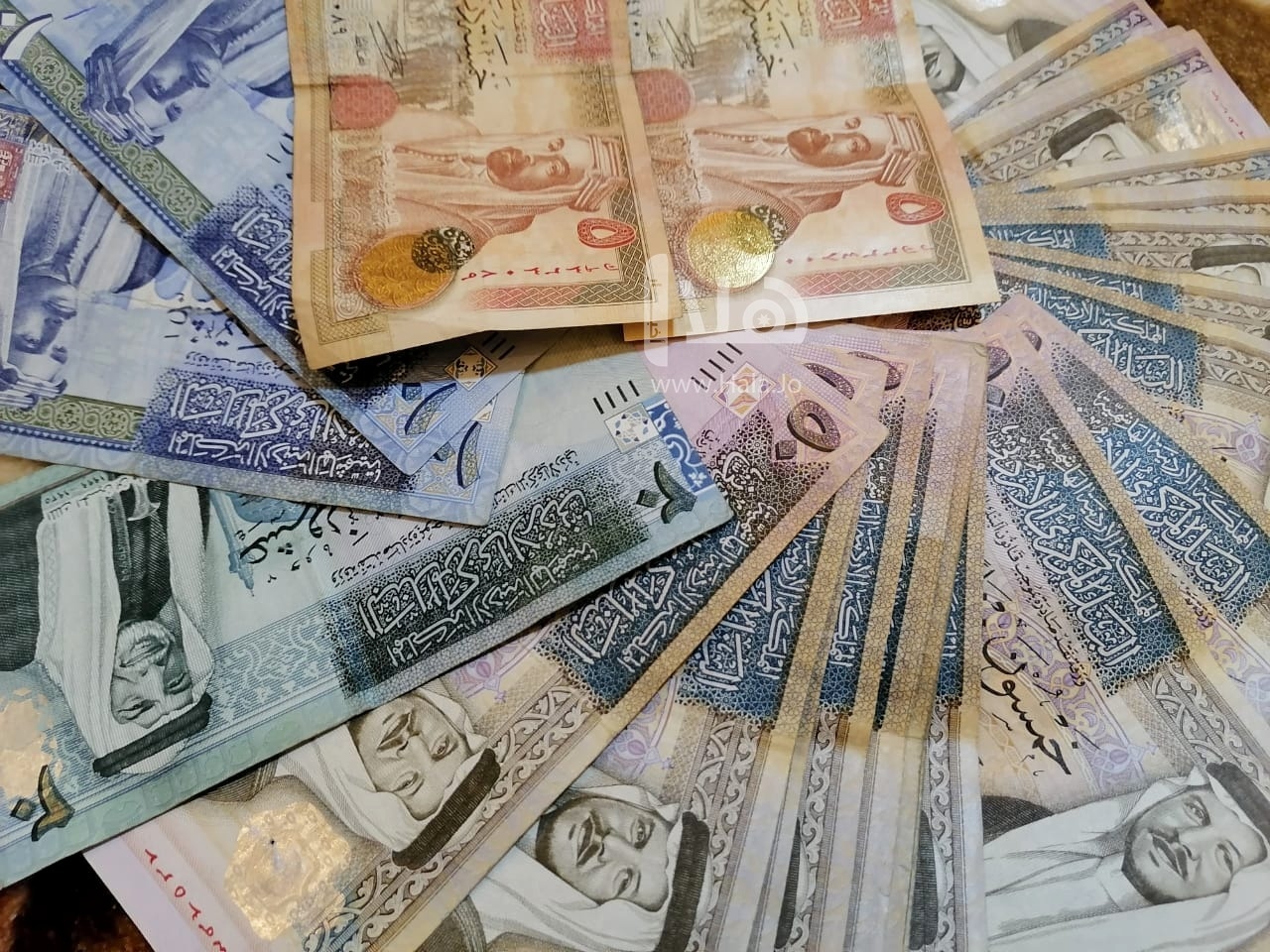 الإيرادات المحلية تصل لـ 4.067 مليار دينار خلال الأشهر الخمسة الأولى