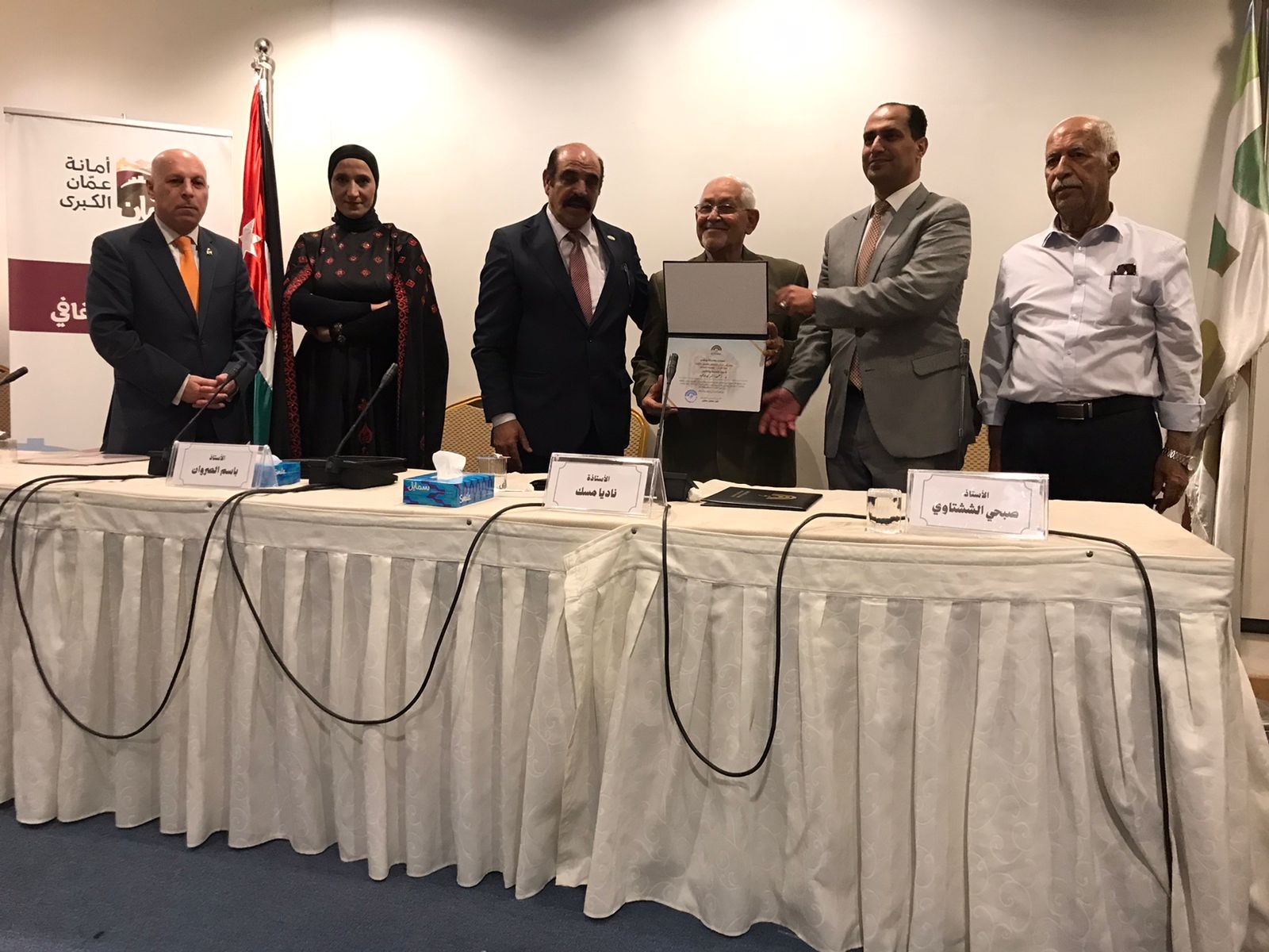 شعراء يحتفون بعمان وفلسطين في أمسية جرشية