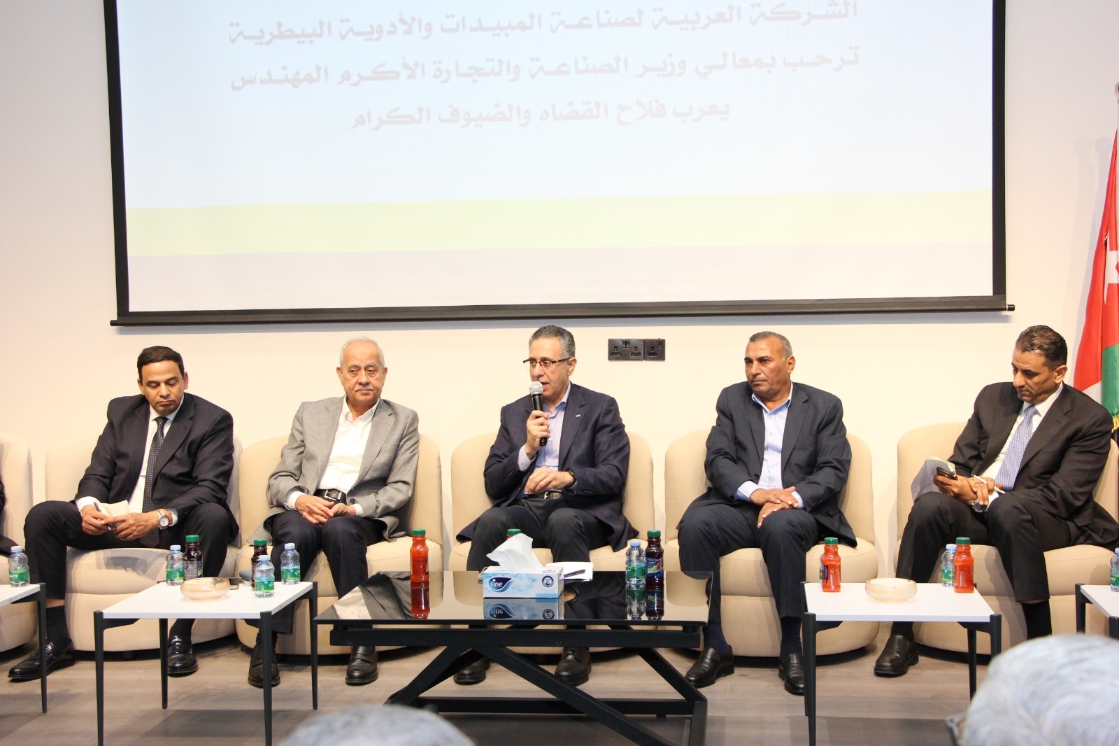 وزير الصناعة: الرسوم الجمركية الأميركية تعزز جاذبية الأردن الاستثمارية