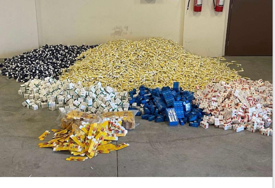 الجمارك تضبط معملًا لتصنيع 13000 إلى 15000 عبوة من الأدوية المقلدة