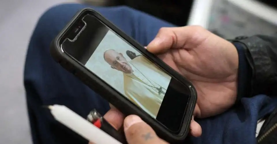 Clerical sex abuse: Pope Francis' thorniest challenge