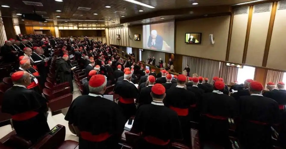 Hilarius or Simplicius: The papal name dilemma