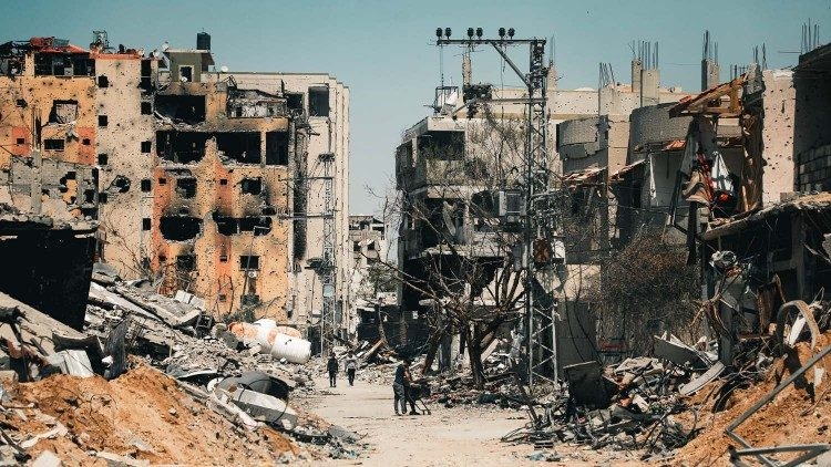 Cardinal Parolin: Enough bombs in Gaza; we call for truce in Ukraine