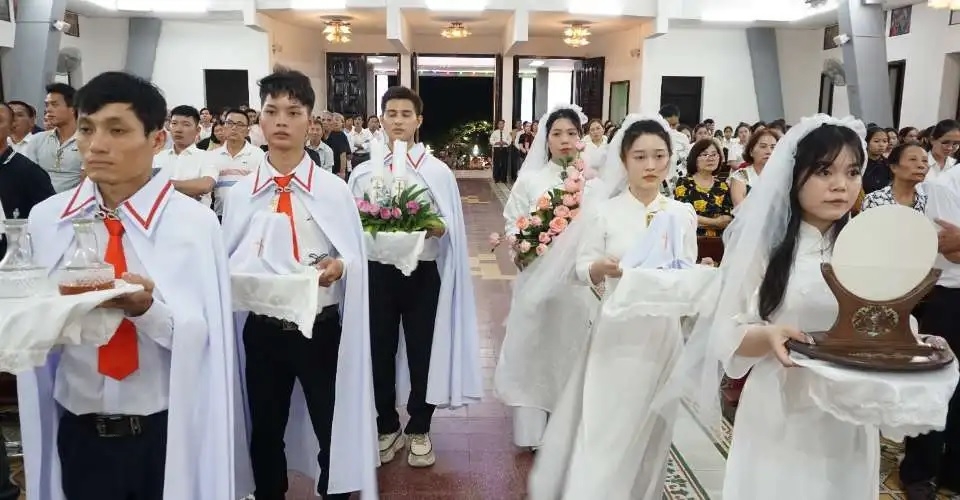 Faith helps Vietnam's Catholics overcome war scars, hardship