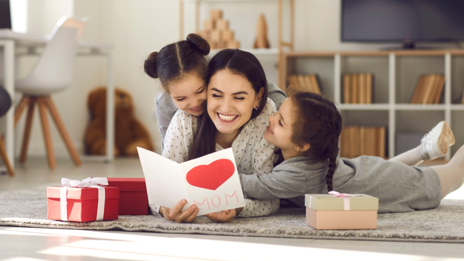 Mother's Day 2025: Bake these 7 sweet treats that say ‘I Love You' mom