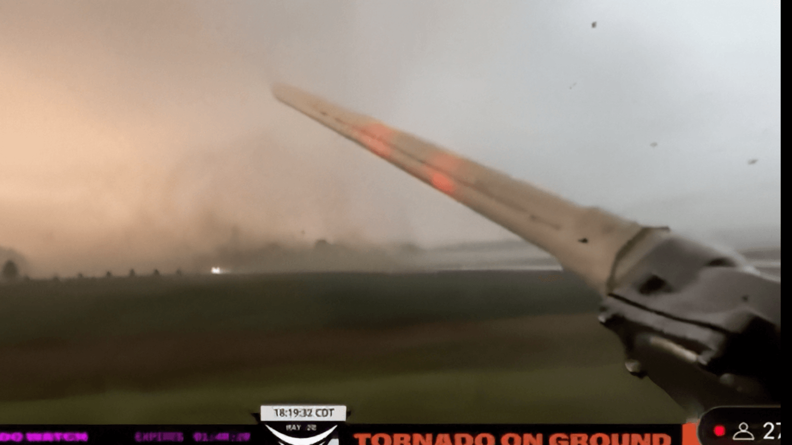 Alabama tornado: Storm chaser Reed Timmer caught in massive twister, miraculously survives