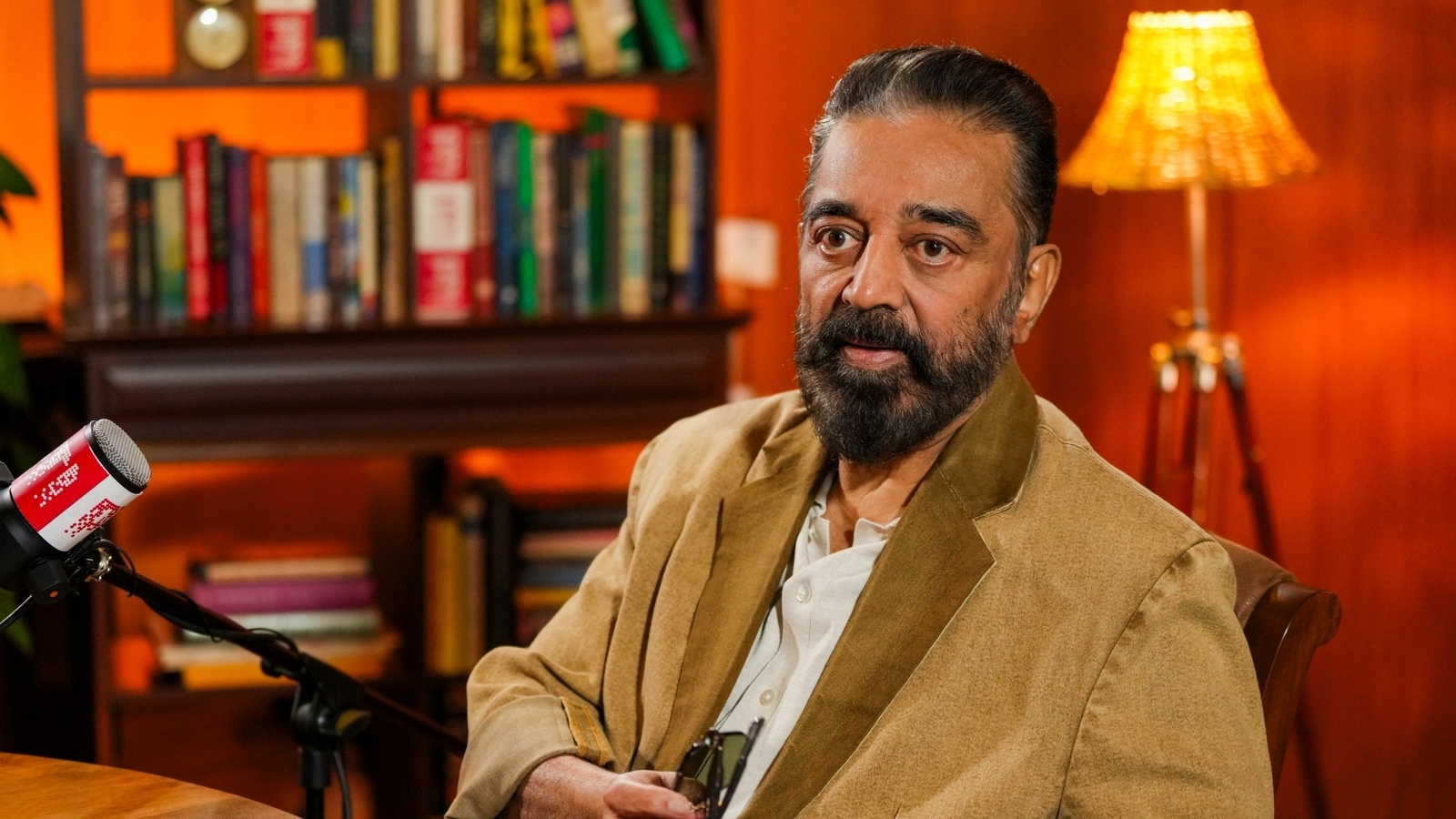 Kamal Haasan faces ire of Karnataka High Court for not apologising in Kannada row: 'Are you a historian or linguist'