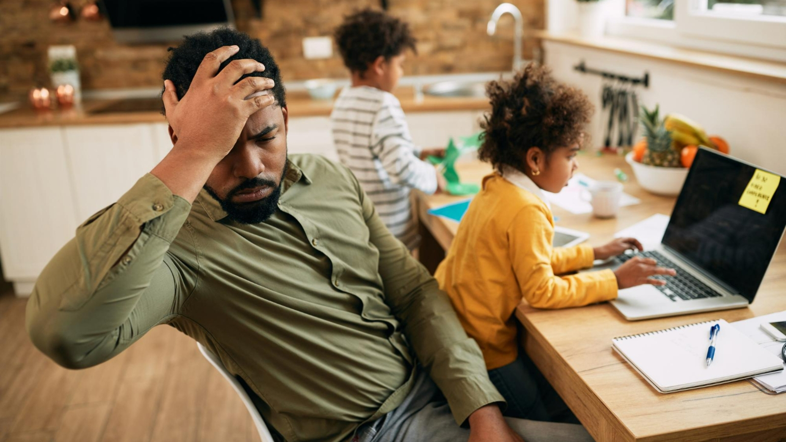 Invisible weight of fatherhood: 5 practical ways for dads to acknowledge, share and cope with their mental load