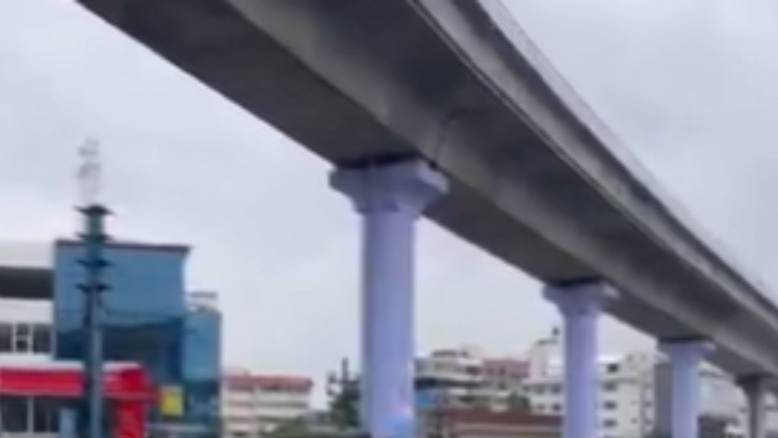 Crack on Hosur flyover disrupts Bengaluru-bound traffic, triggers major jam