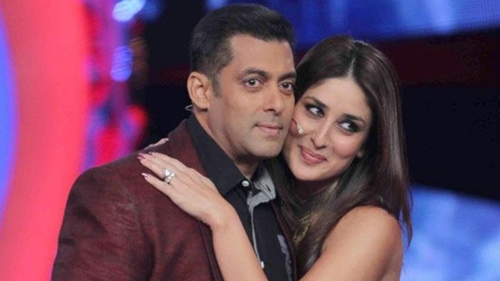 Salman Khan's poster in Kareena Kapoor Khan's bathroom was replaced by THIS actor's poster, reveals Bhaijaan; watch