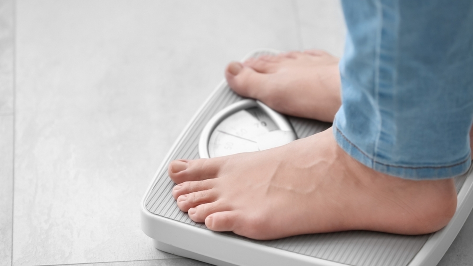 Fitness coach shares 3 tips to keep your lost weight from coming back: Weigh yourself regularly