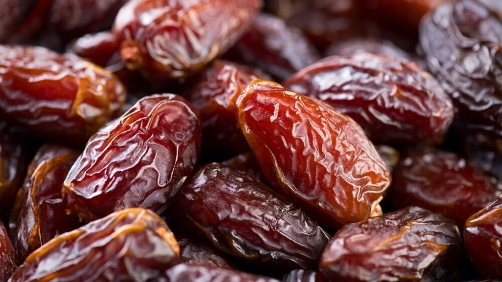 Dietician recommends 5 simple ways to add dates to your diet and how many should you eat daily