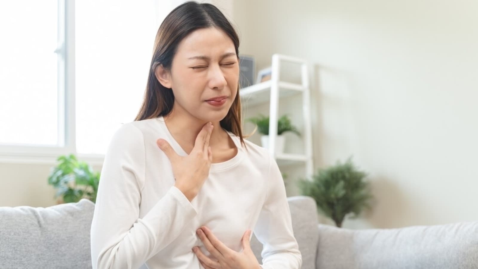 Gastroenterologist explains dangers of chronic acid reflux, shares 10 tips to reduce it: Lose weight, don't smoke