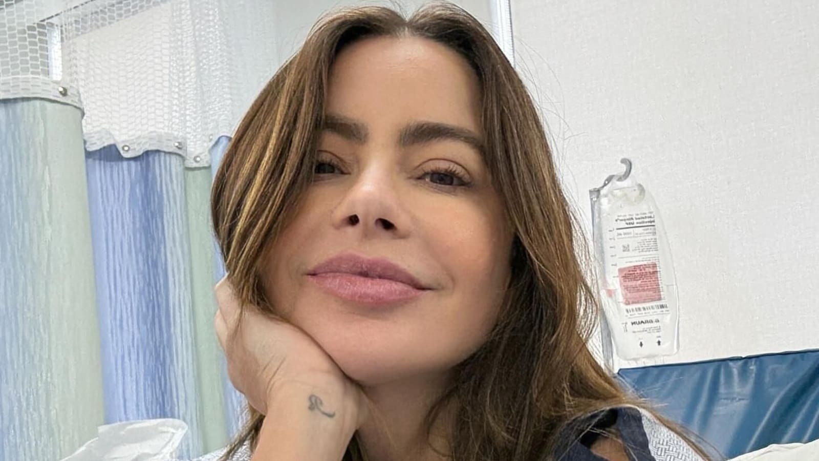 Modern Family star Sofía Vergara undergoes second knee surgery, shares update from hospital bed