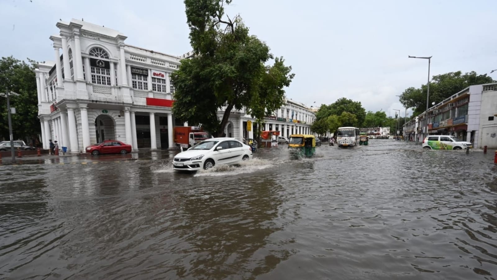 Delhi waterlogged, long traffic jams amid 'red alert' for heavy rain; Atishi reacts: Watch videos