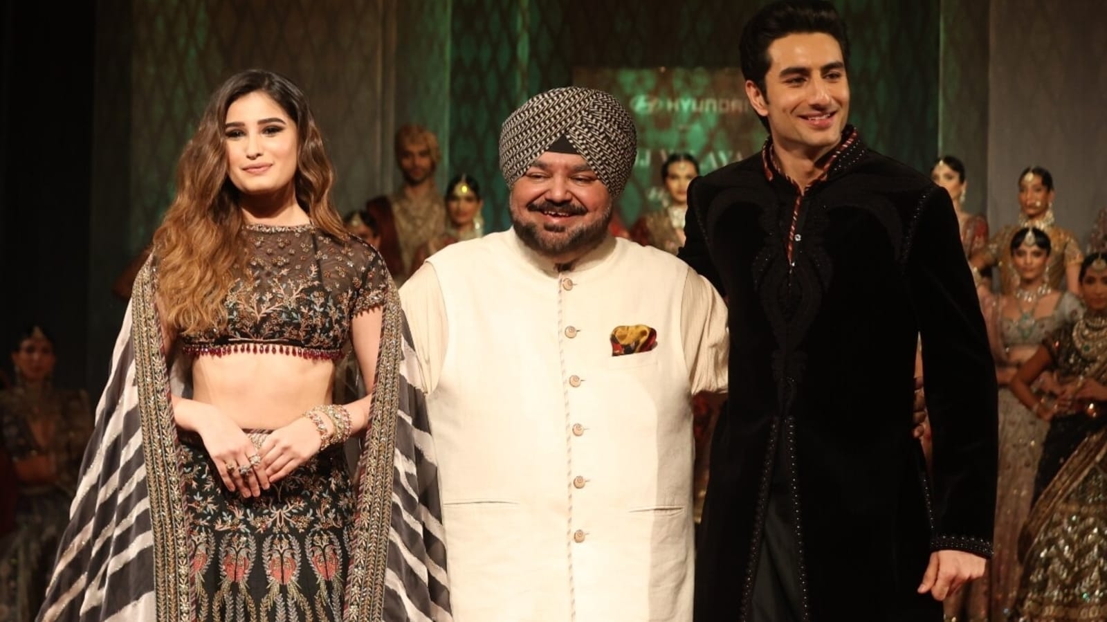 JJ Valaya celebrates 33 years in fashion with a spectacular grand finale