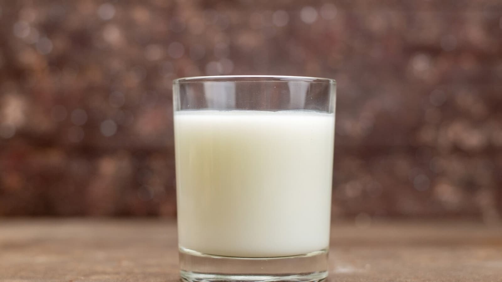 What is A2 milk? Know the difference from regular milk, and who it is suitable for