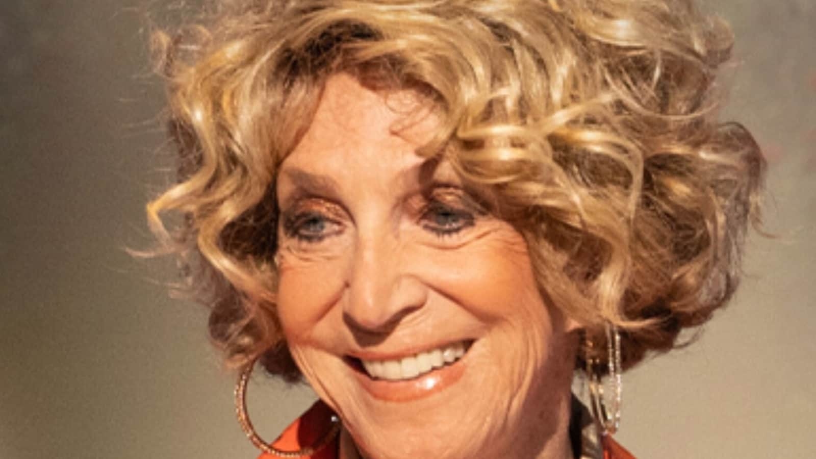 Jeannie Seely Grand Ole Opry records: From becoming first woman host to wearing a miniskirt