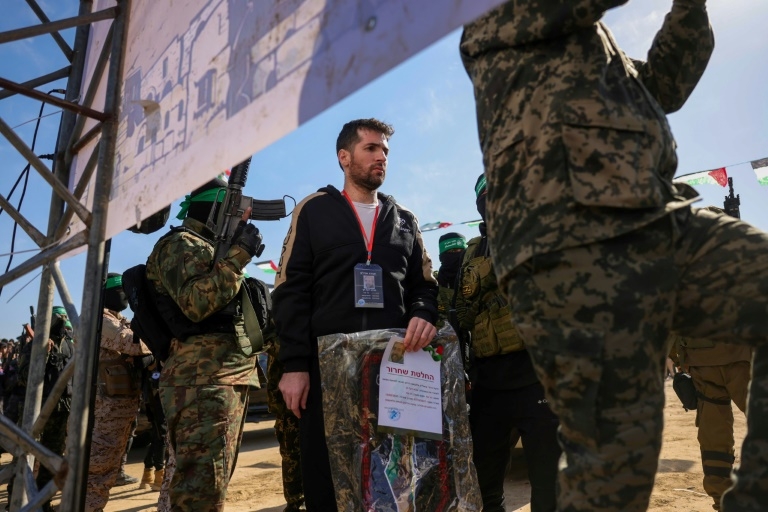 Hamas releases hostages, Palestinian prisoners freed in latest Gaza swap
