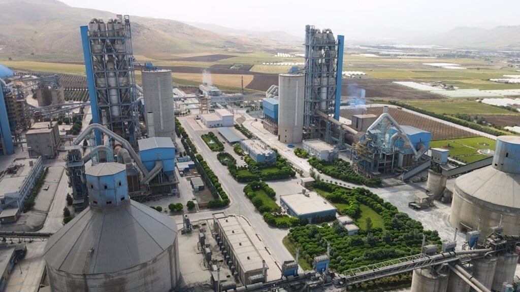 Iraq to set up new cement plants producing 52 million tons annually